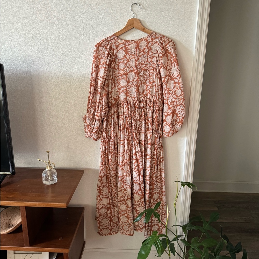 Daughters of India Kyra Midi Dress in Caramel - Picture 2 of 4